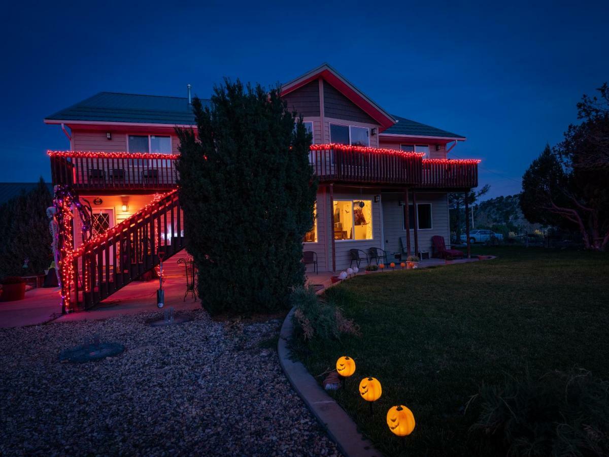 Bryce Trails Bed And Breakfast Tropic Exterior photo